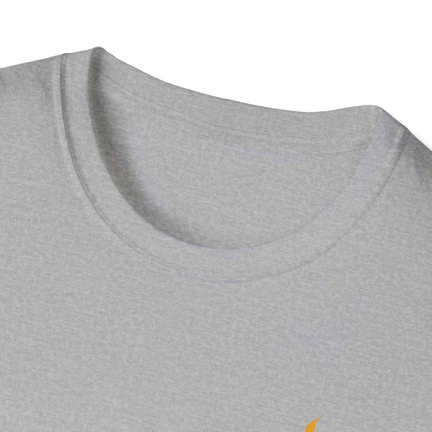 T-Shirt — Minimal Gold Anchor Chest Logo Tee